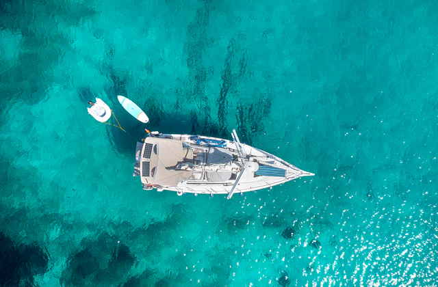 Bambina Dufour — cockpit and deck