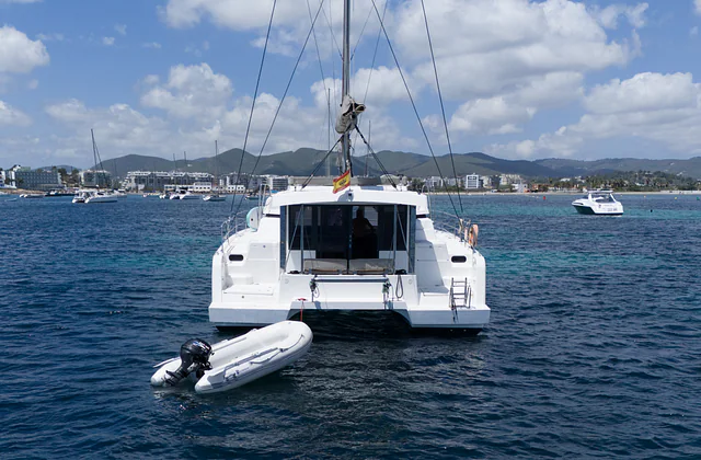 Cat Bali — cockpit and deck