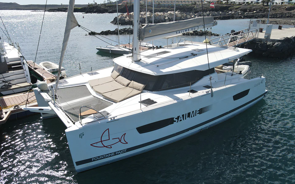 Papaya — Fountaine Pajot Lucia 40 Catamarano in Ibiza