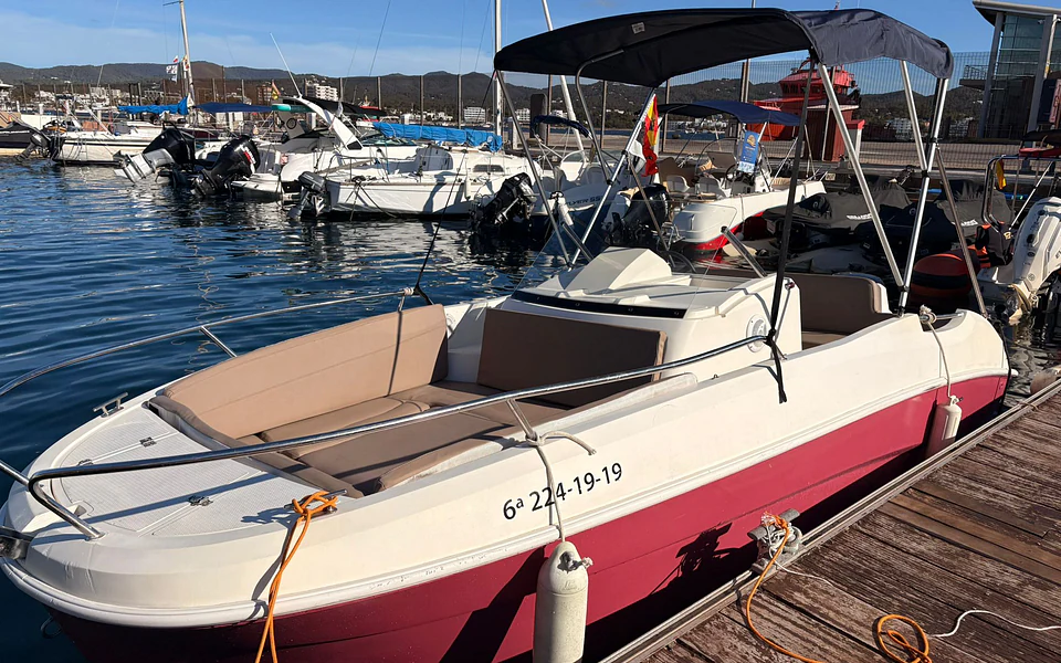 Vhagar — Motoscafo in Ibiza