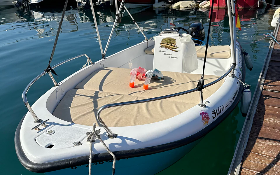 Rio — Estable 400 Barca senza patente in Ibiza