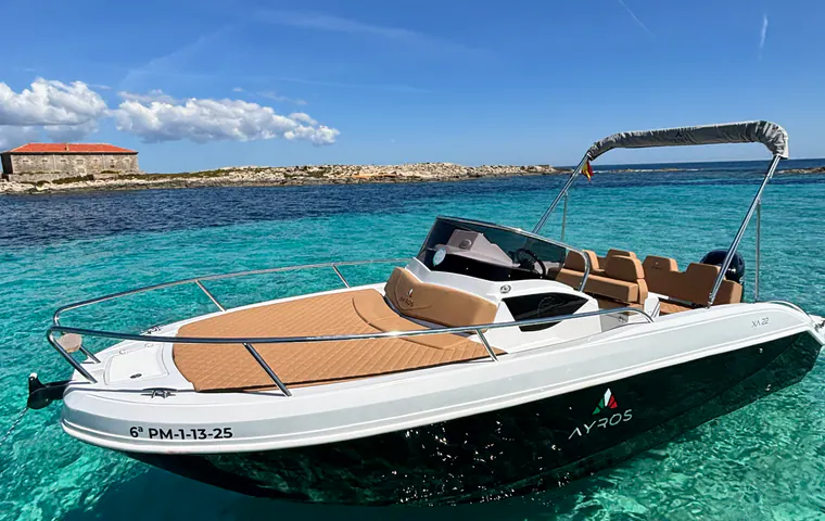 Anna — Ayros XA22 Motorboat in Ibiza